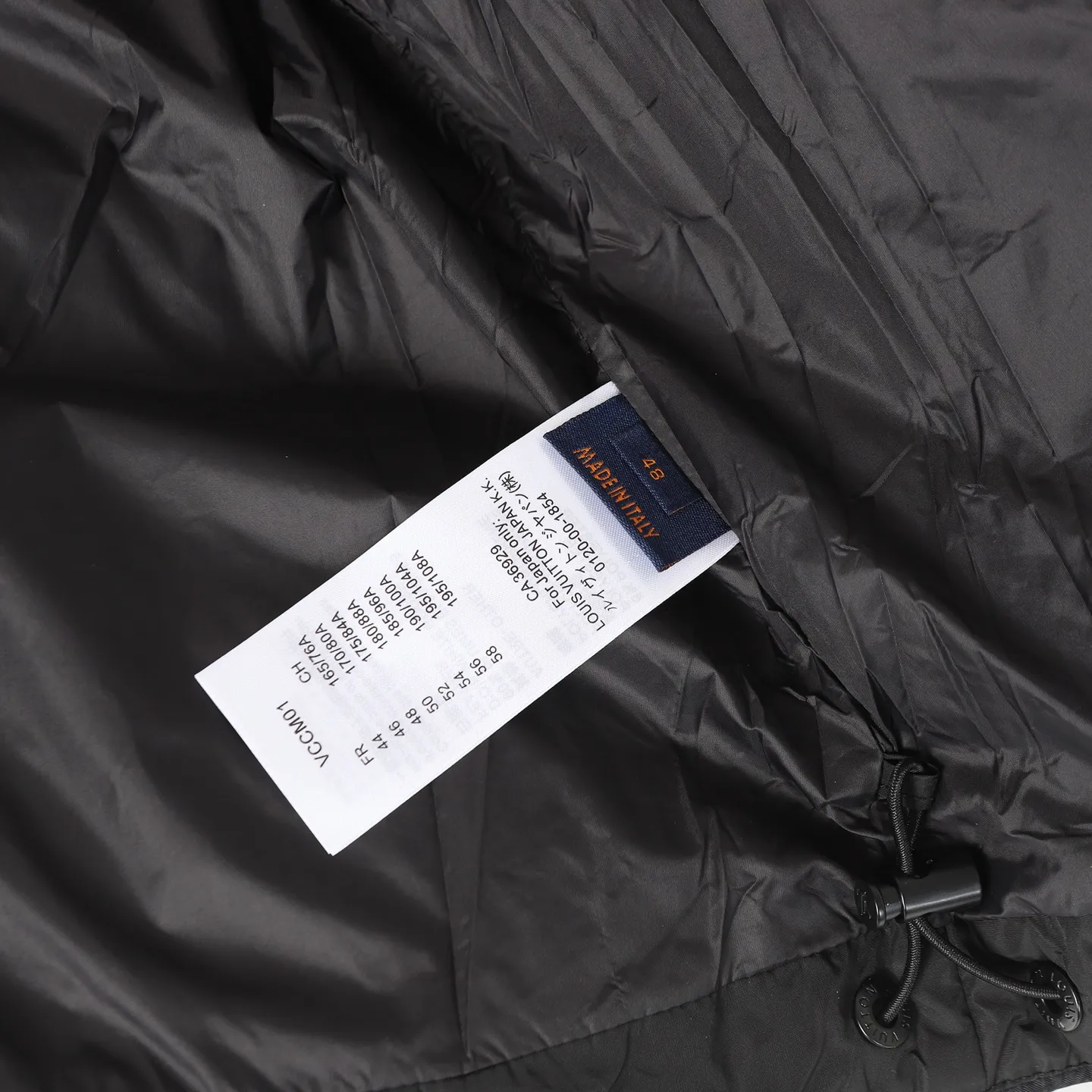 Louis Vuitton Down Jacket Black Monogram - Image 7