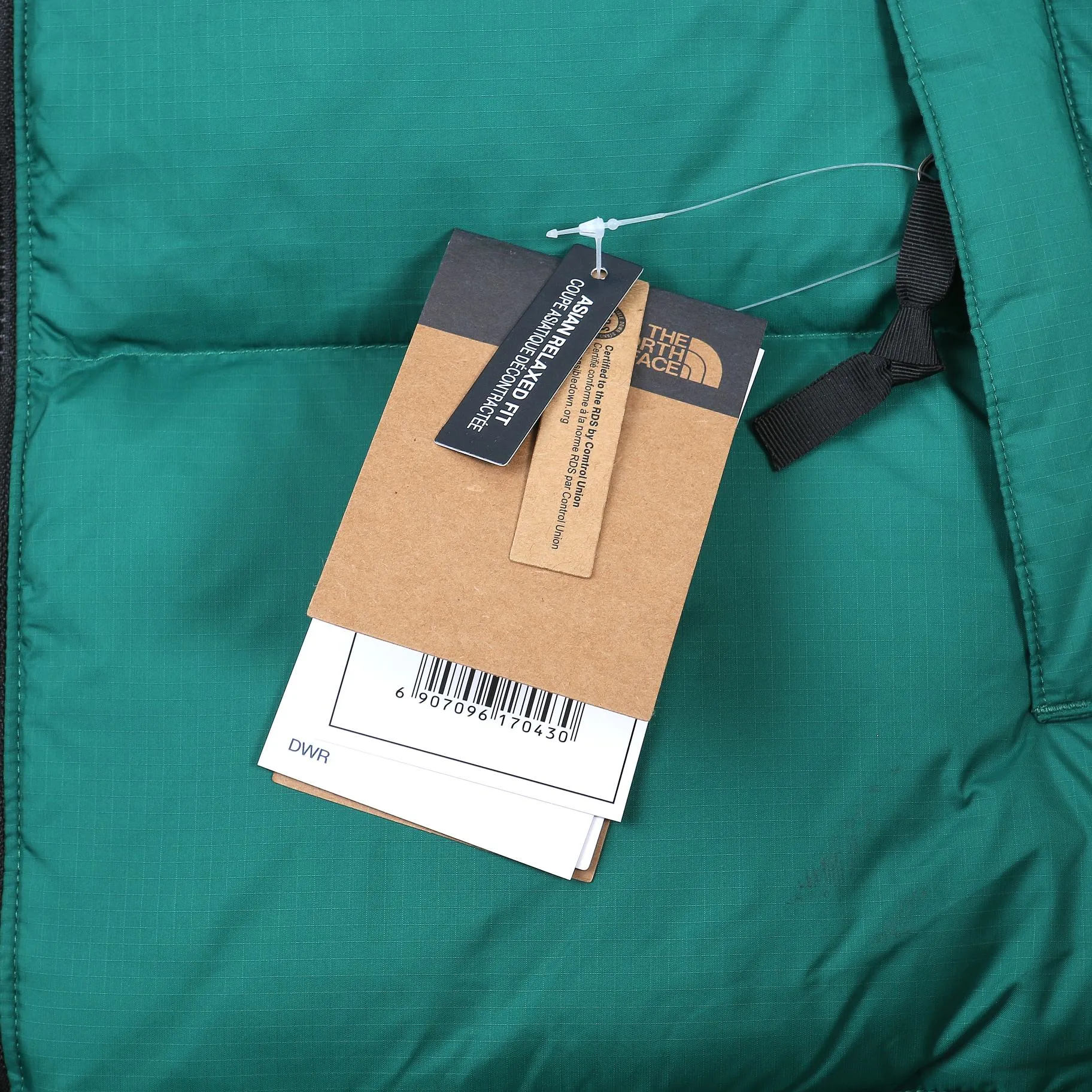 The North Face 1996 Nuptse Vest Green - Image 7