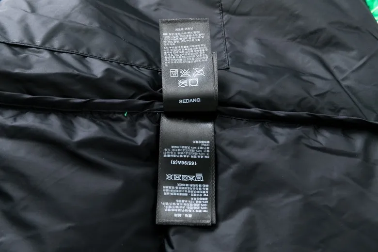 Gucci North Face GG Down Jacket Green Logo - Image 9