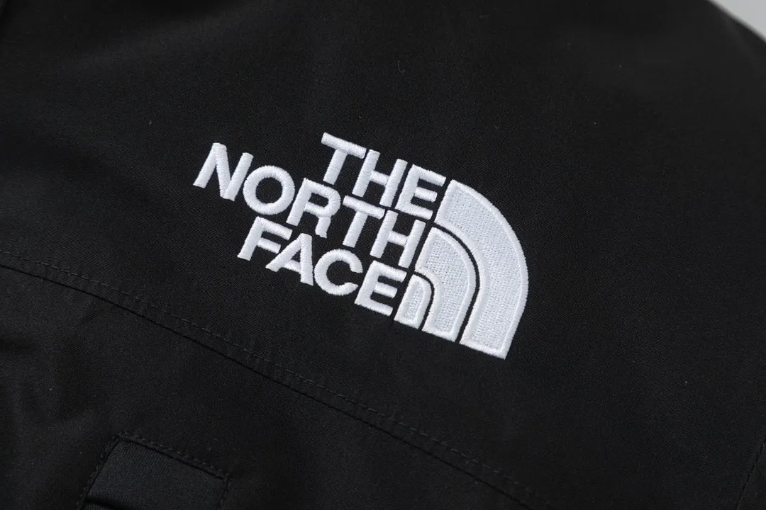 The North Face Himalayan Black 3-in-1 Jacket - Image 8