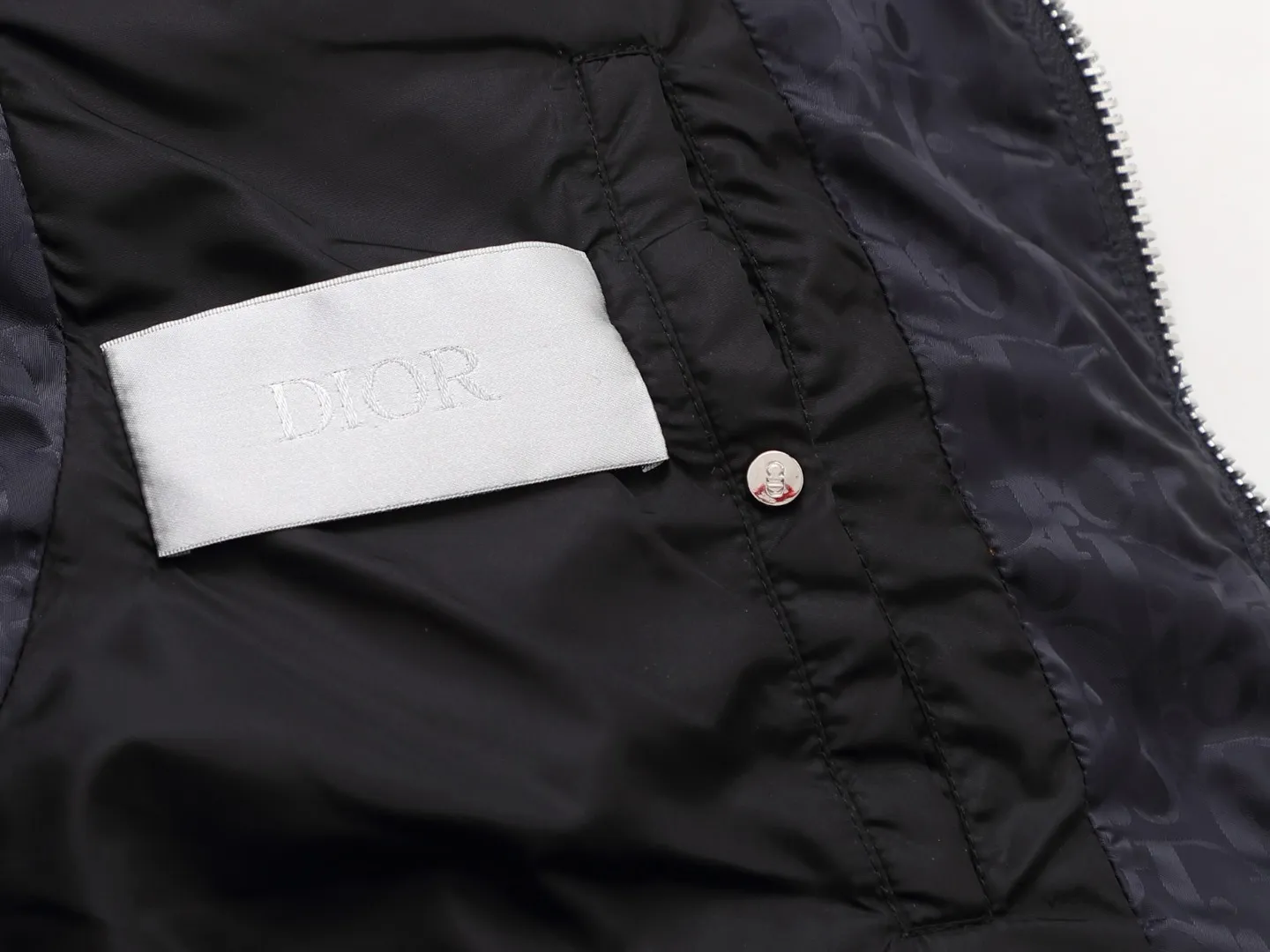 Dior Limited Edition Down Vest Black Classic - Image 10