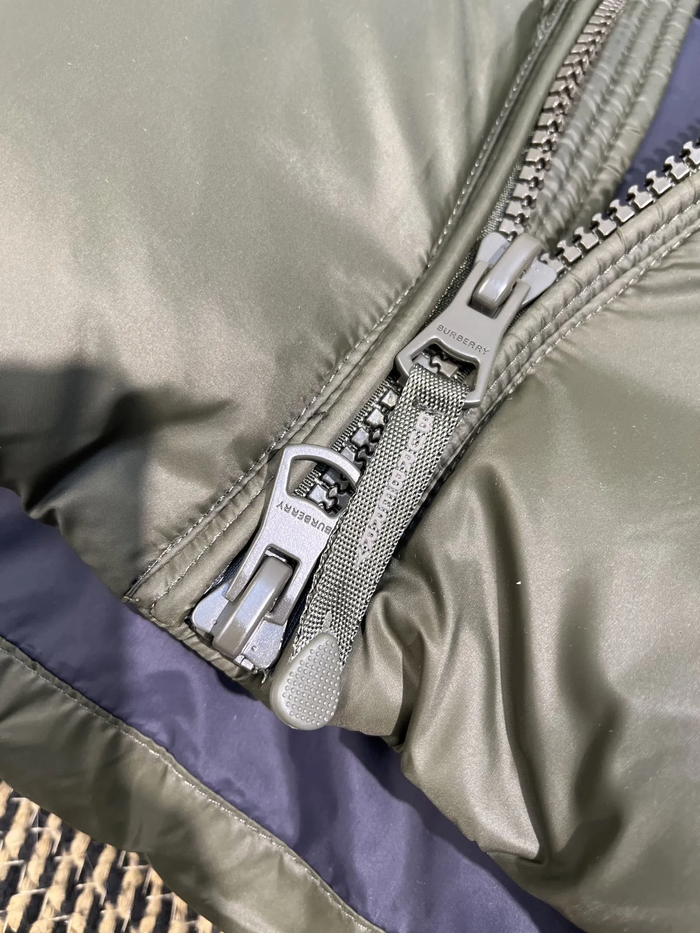 Prada Down Jacket Olive Green Hooded - Image 13