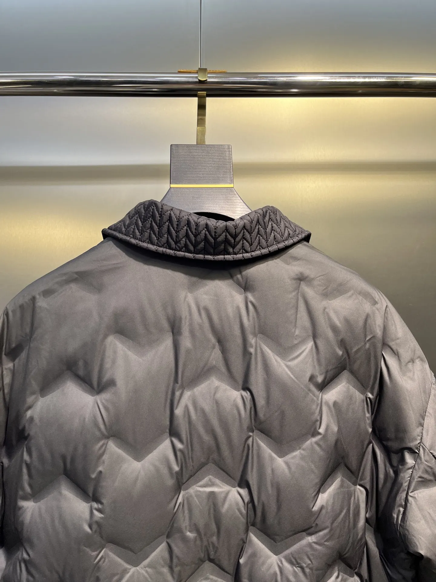 Prada Quilted Down Jacket Black Collar - Image 7