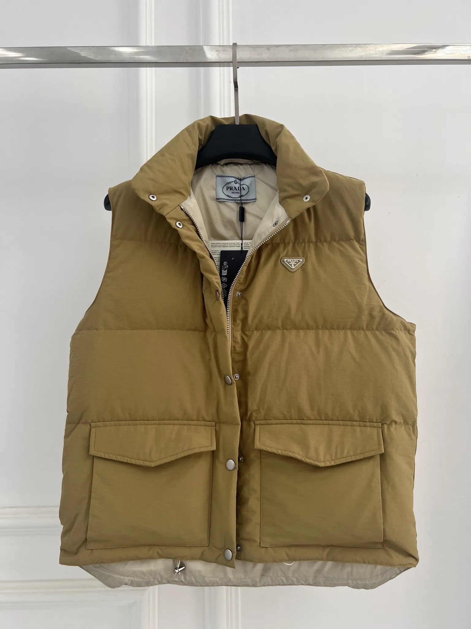 Prada 25Ss Down Vest Camel Classic Style - Image 3
