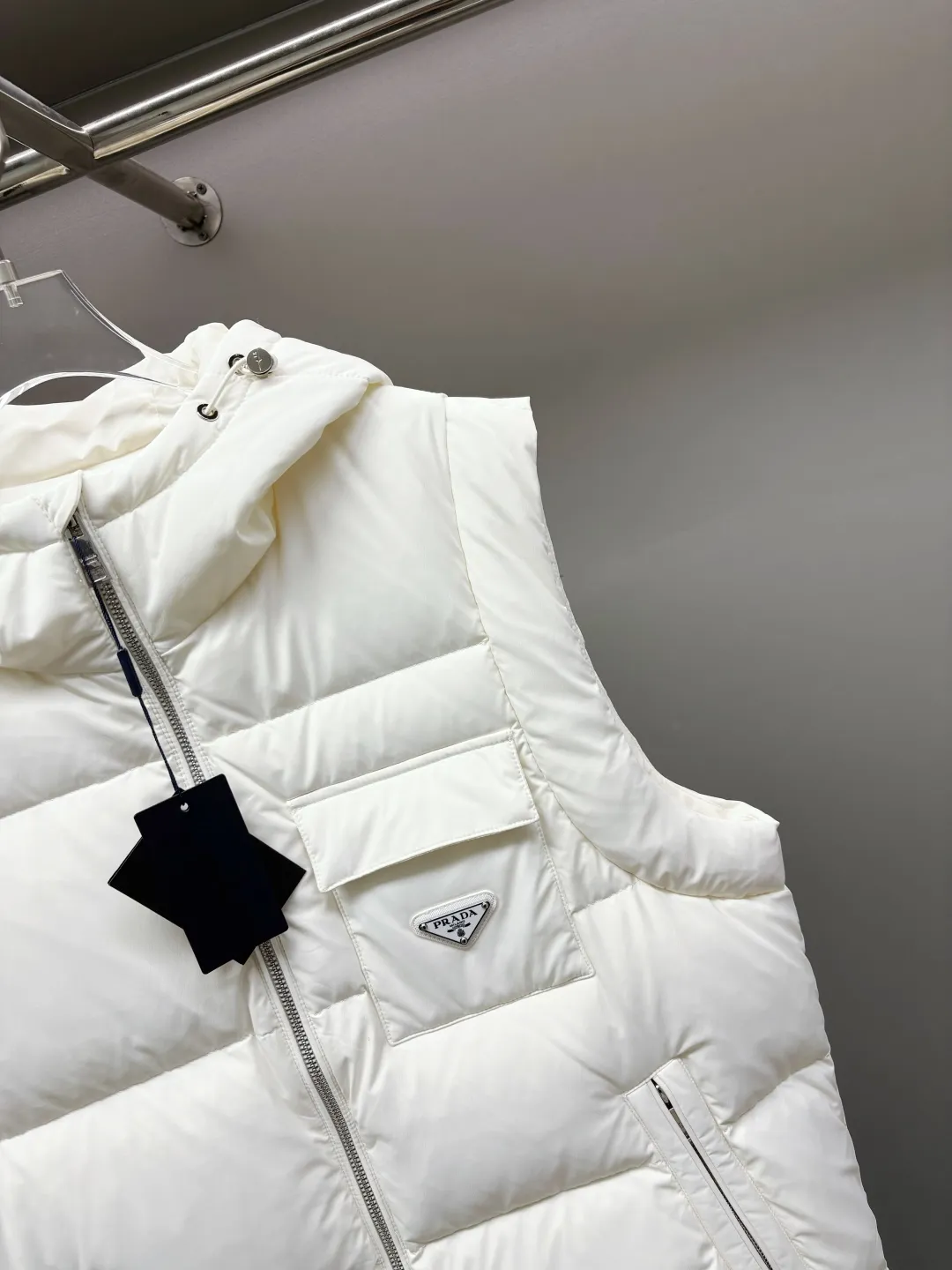 Prada Hooded Down Vest White Quilted - Image 4