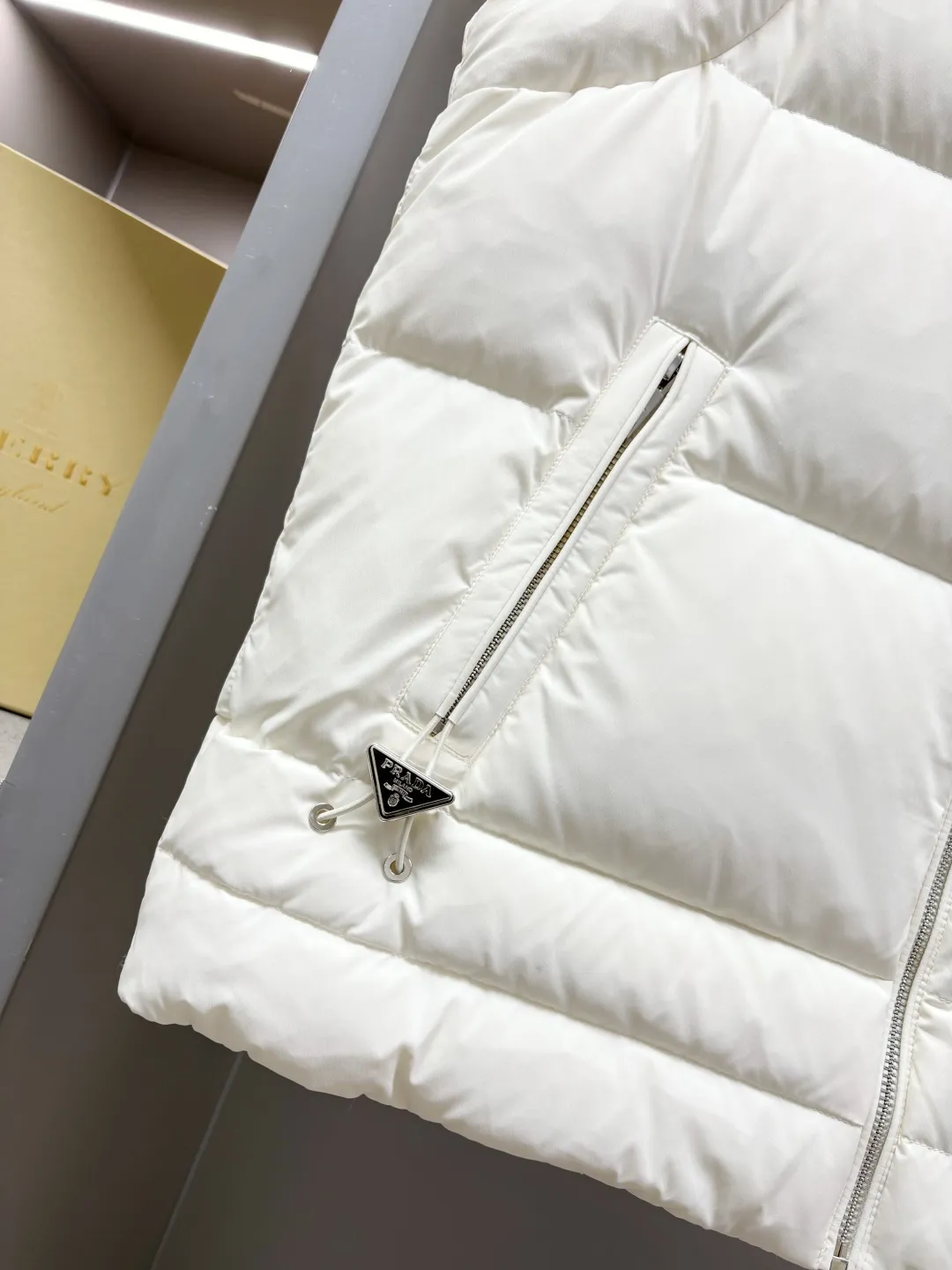 Prada Hooded Down Vest White Quilted - Image 5