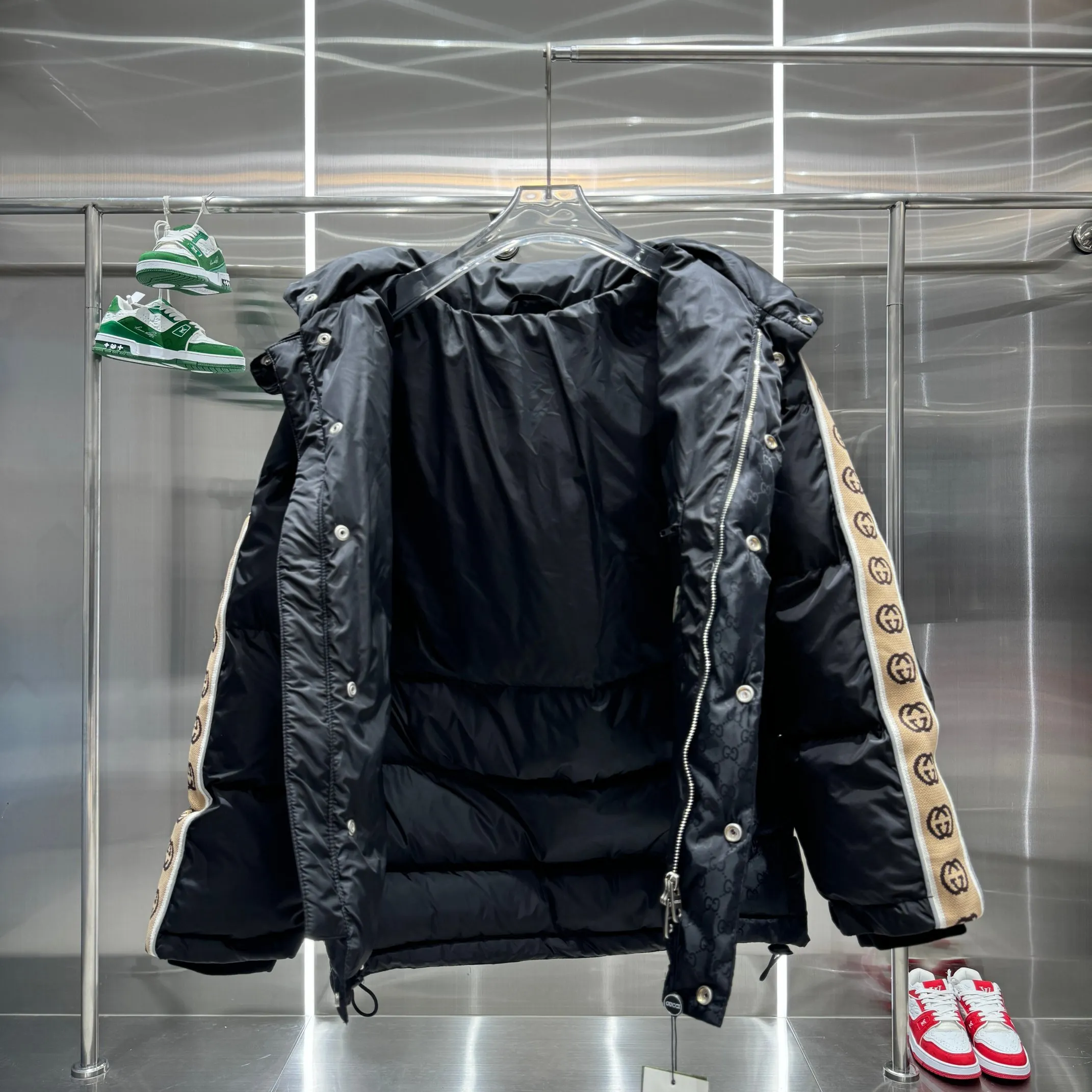 Gucci GG Down Jacket Black with Beige Trim - Image 10