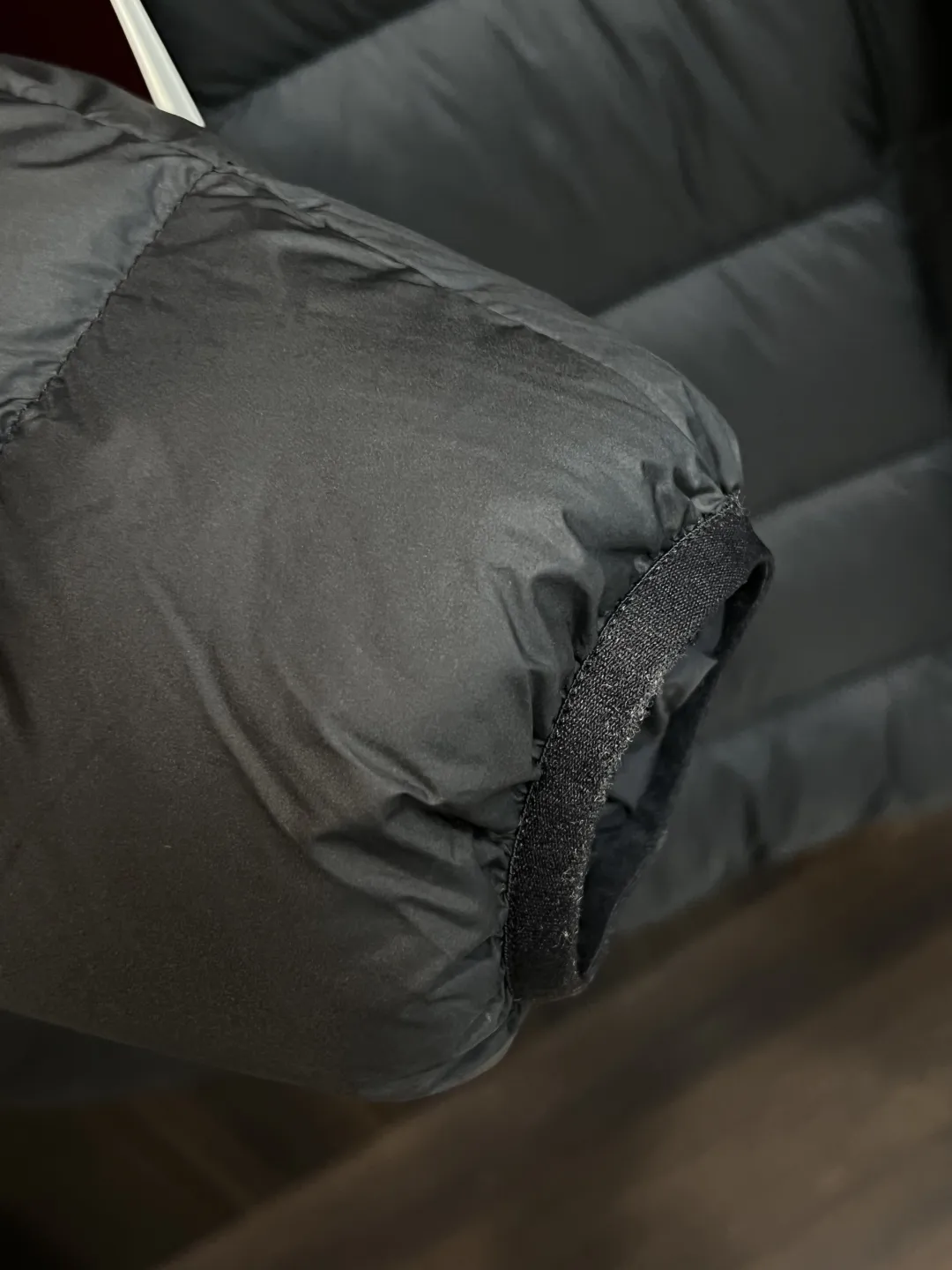 Gucci 2025 Down Jacket Black Stand Collar - Image 9