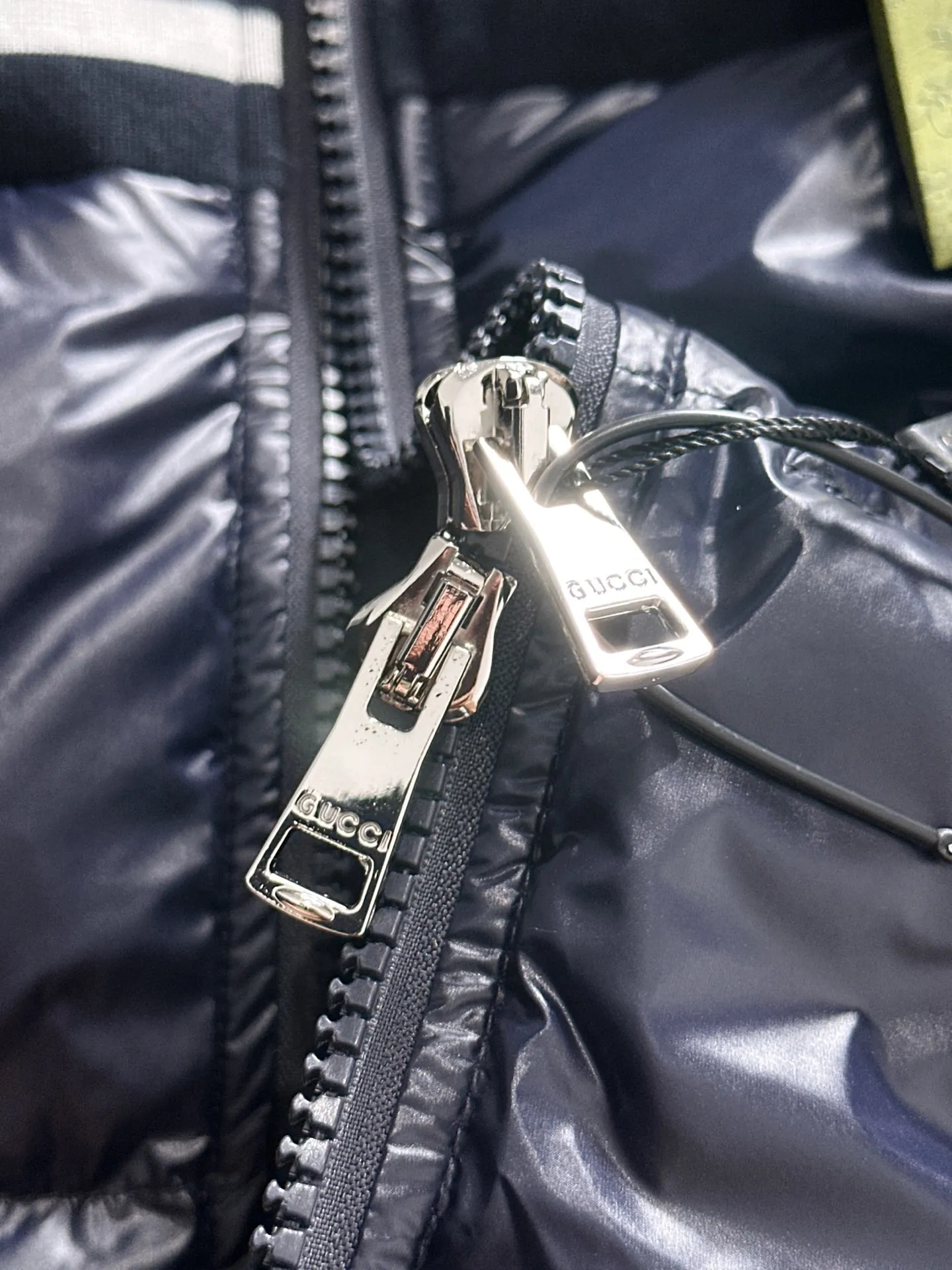 Gucci Longue Saion Down Jacket Navy Blue - Image 4