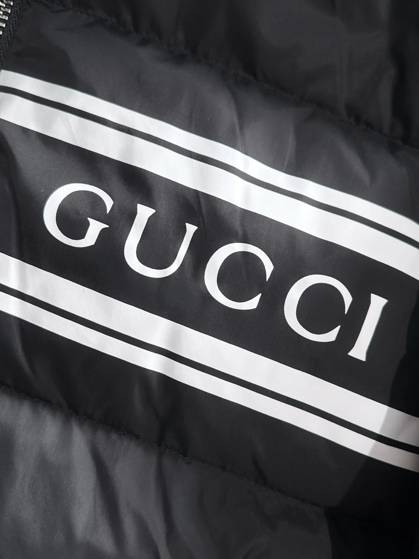 Gucci Longue Saion Down Jacket Black Hooded - Image 8