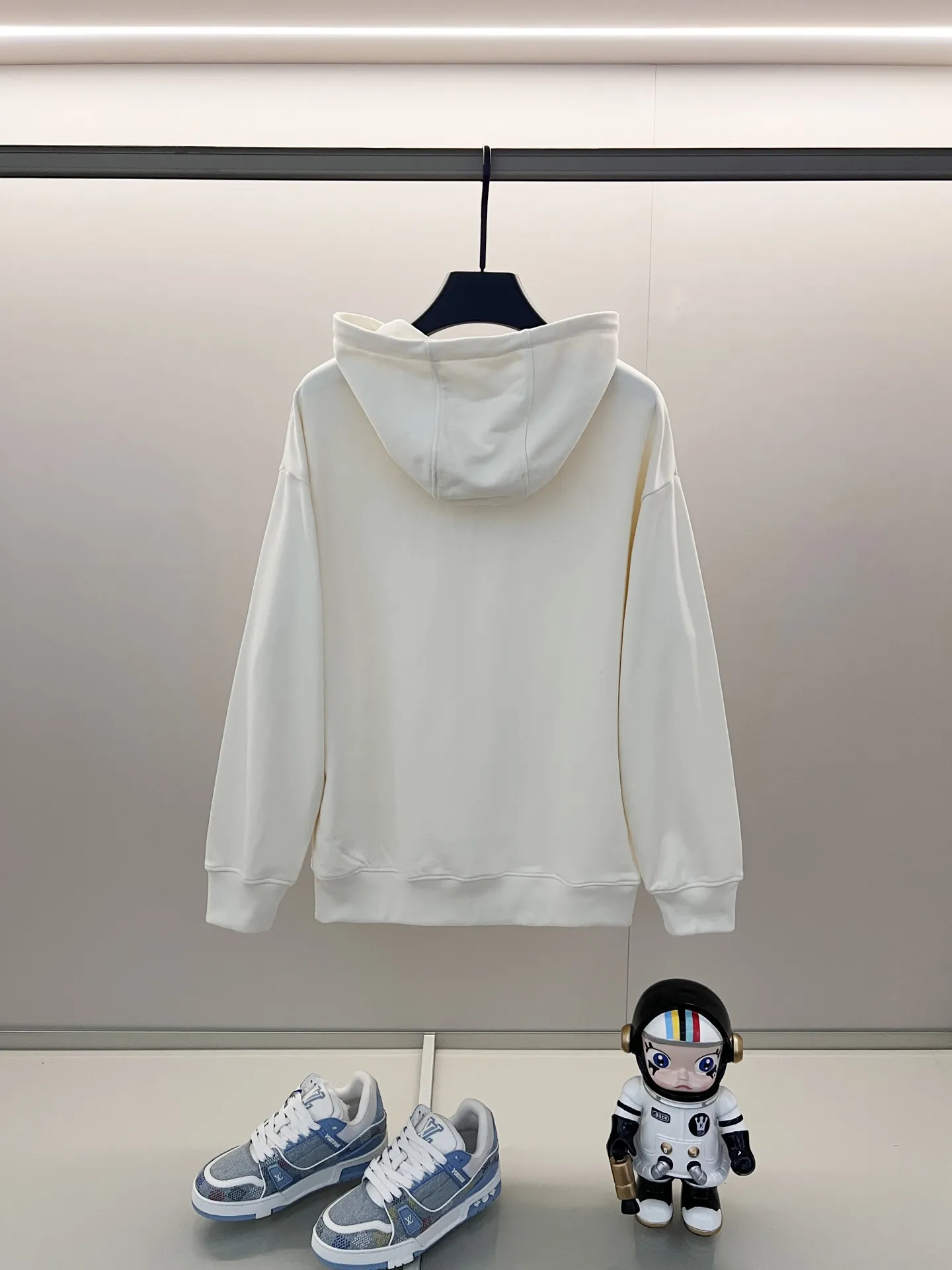 - Gucci 420g Cotton Hoodie, Black, XS-L
- Gucci 420g Cotton Hoodie, Beige, XS-L - Image 3