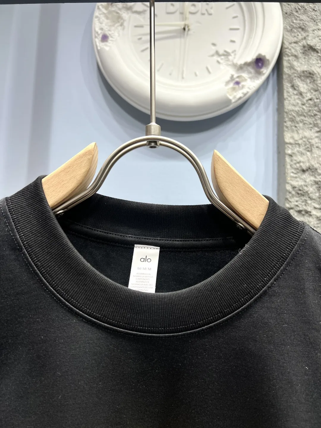 ALO Foam Logo T-Shirt Black Casual - Image 3