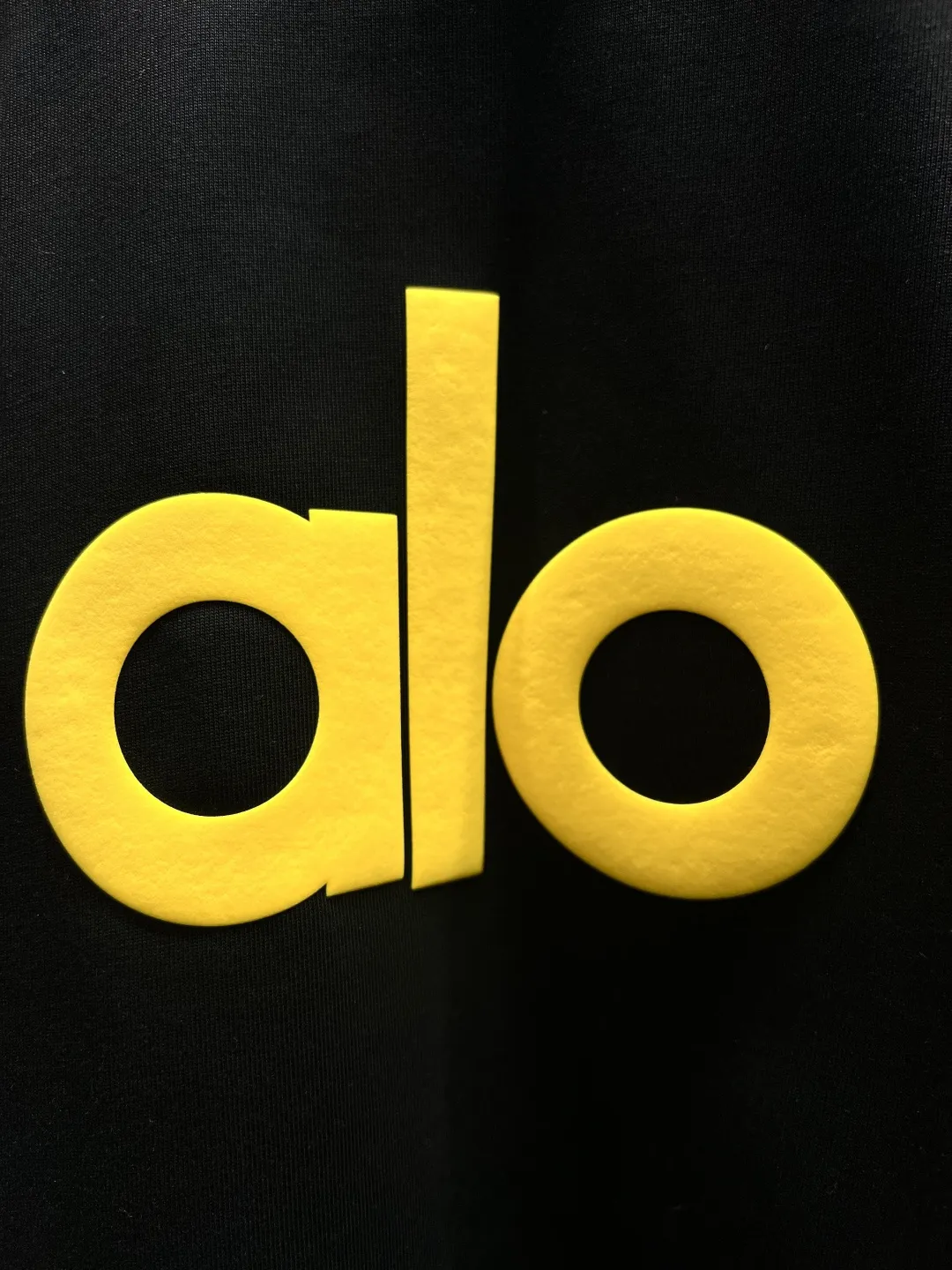 ALO Foam Logo T-Shirt Black Casual - Image 4