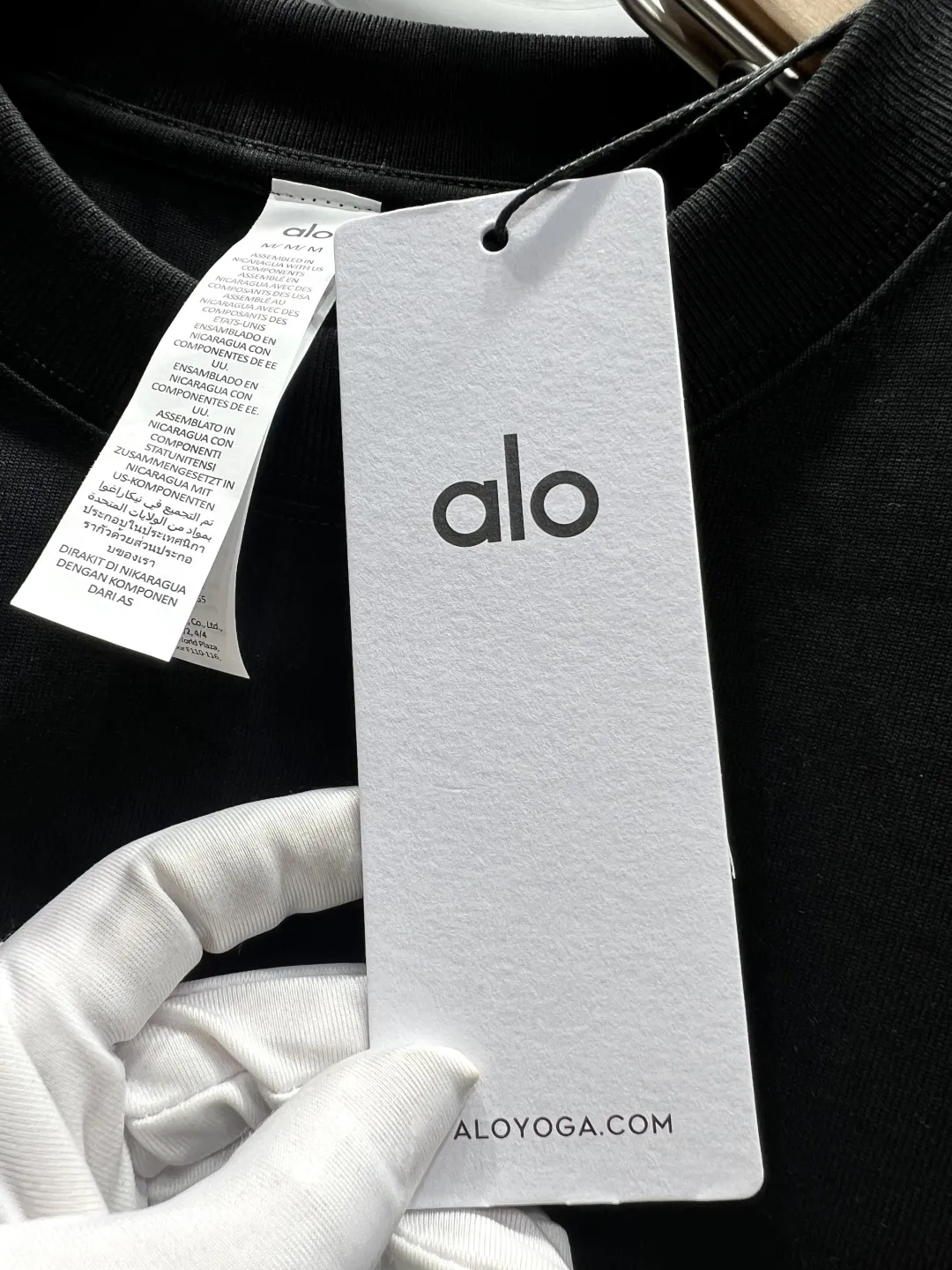 ALO Foam Logo T-Shirt Black Casual - Image 7