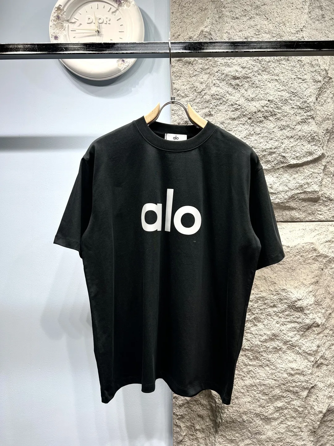 ALO AMC2692 Logo T-Shirt Black Casual