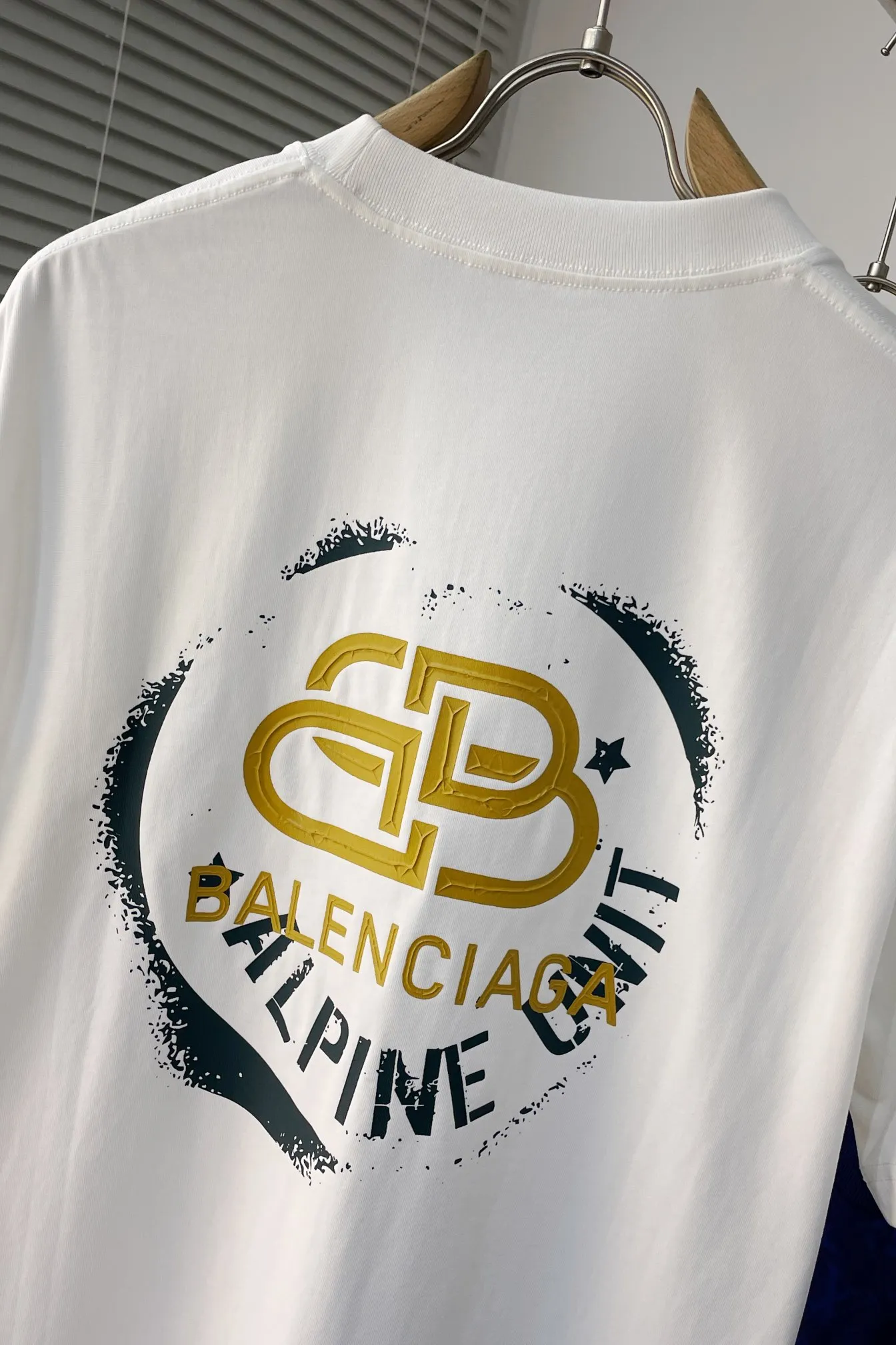 Balenciaga Logo Short Sleeve T-Shirt - Image 10