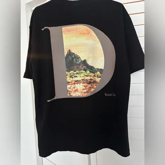 Dior Short Sleeve T-Shirt Black Graphic - Image 3