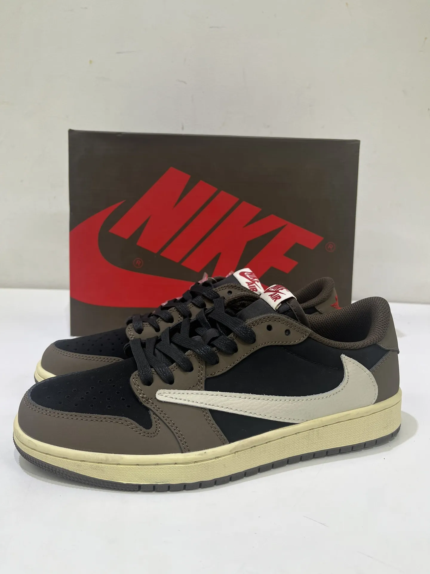 Nike Air Jordan 1 Low Travis Scott Black