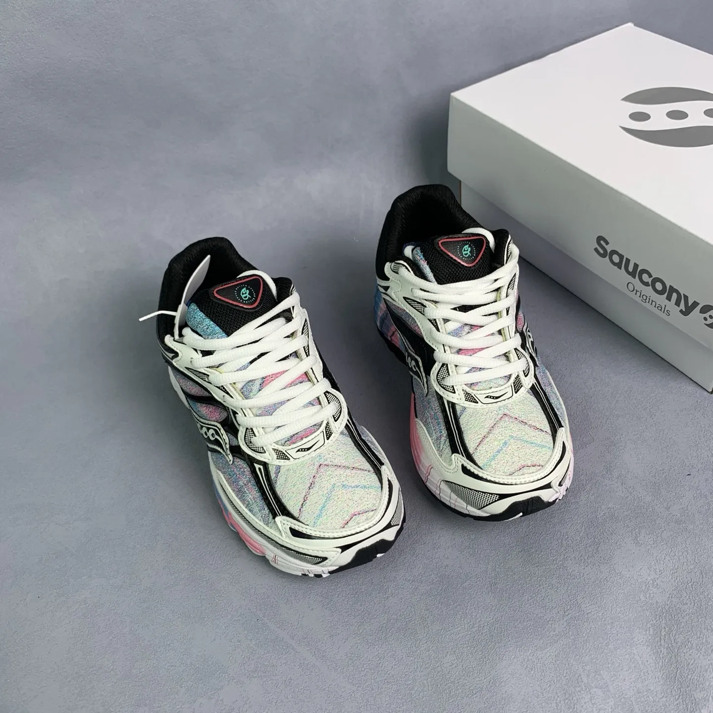 1768709025-src_1 Saucony Pro Grid Omni 9 Multicolore Basse – Image 3