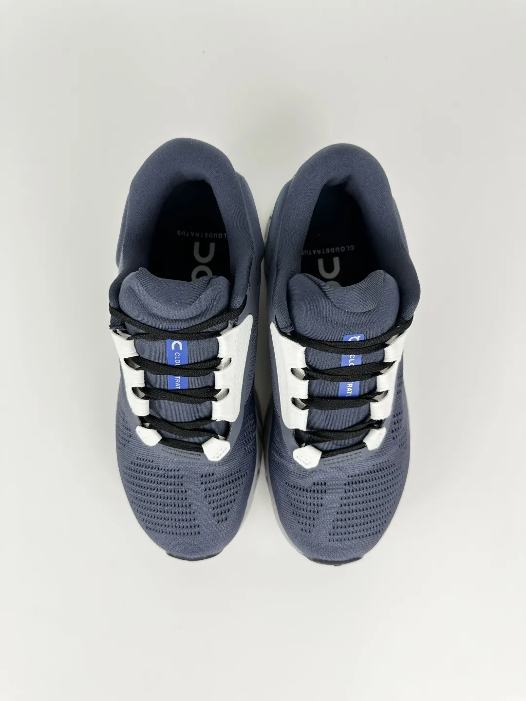 1768708860-src_1 On Cloudstratus 3 Bleu Chaussures de Course – Image 3