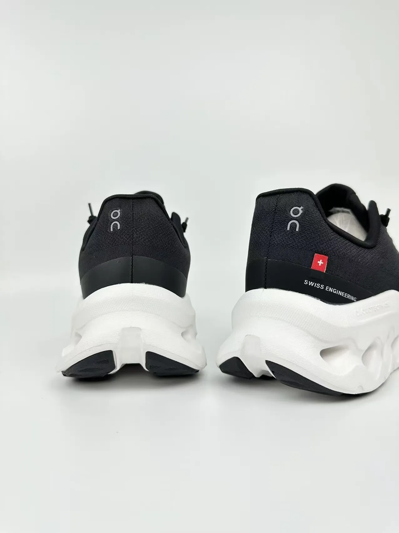 1769533900-src_7 On Cloudtilt Womens Running Shoes Black White – Image 7