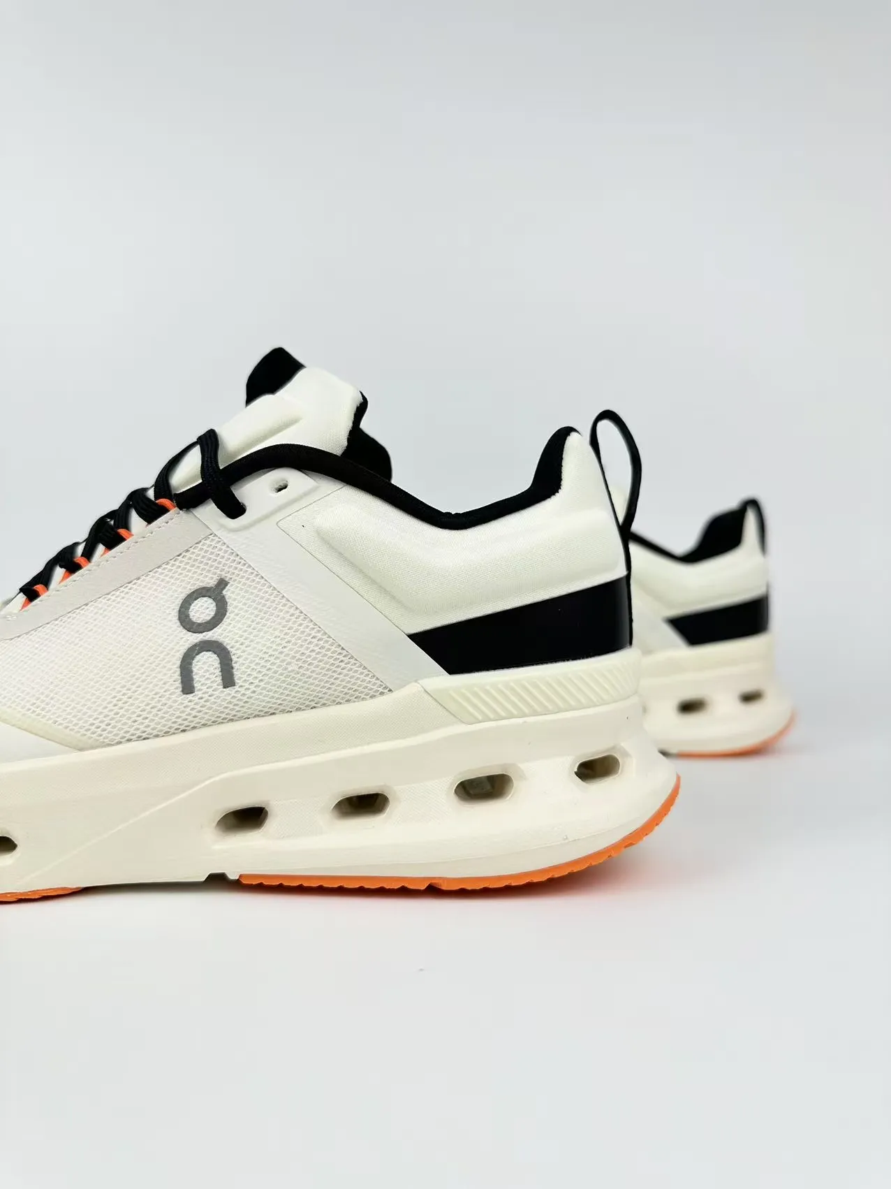 1769522528-src_6 On Cloudnova X Trail Running Shoes White – Image 6