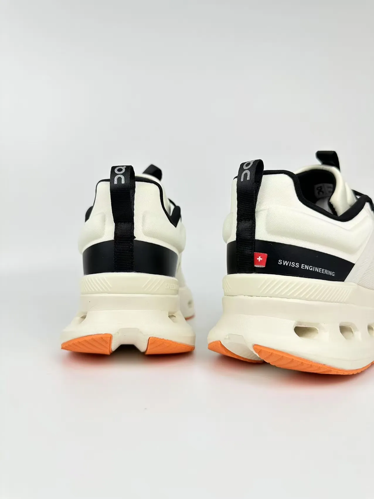 1769522529-src_7 On Cloudnova X Trail Running Shoes White – Image 7