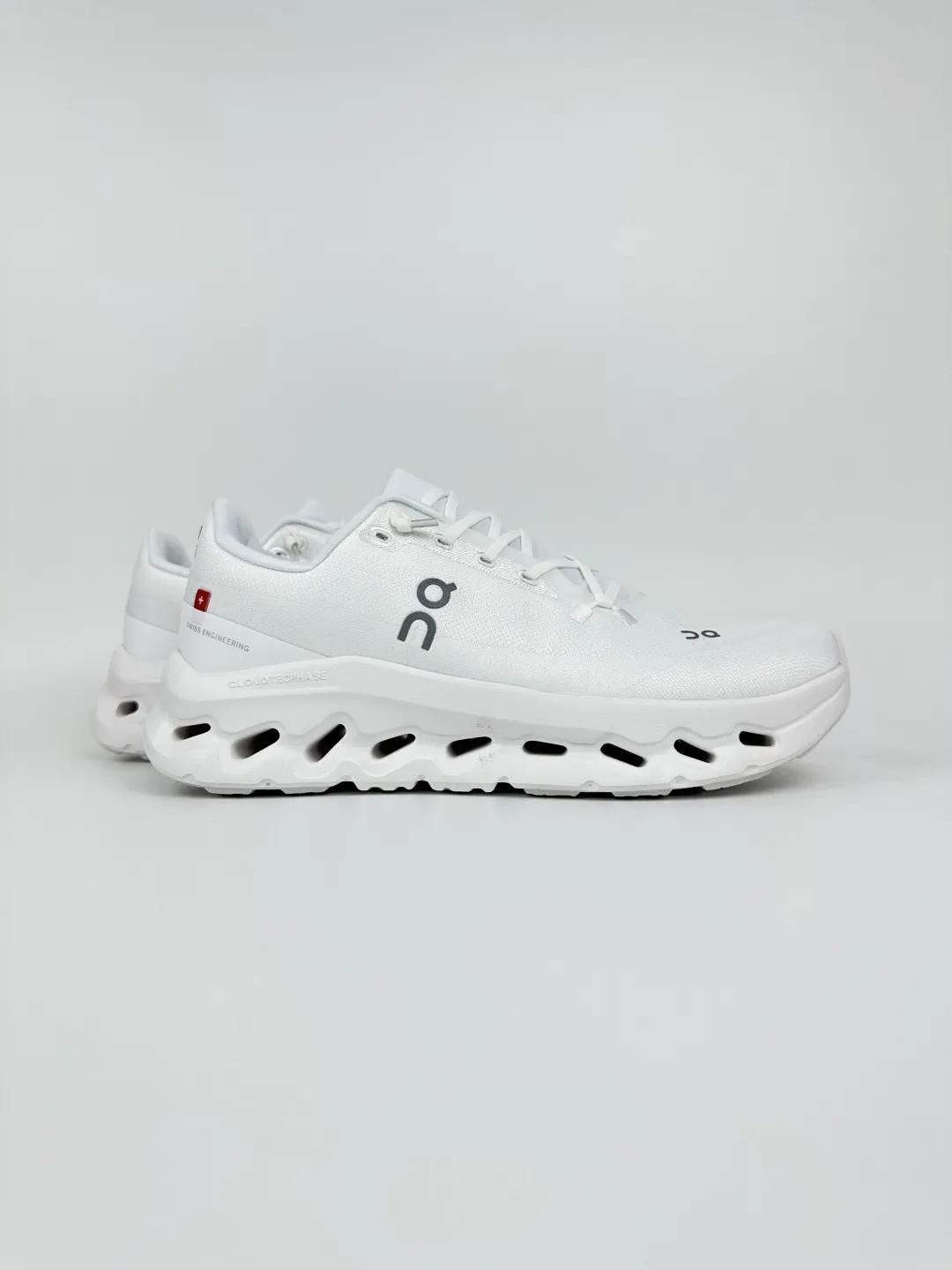 1769532745-src_2 On Cloudtilt Running Shoes White Style – Image 4