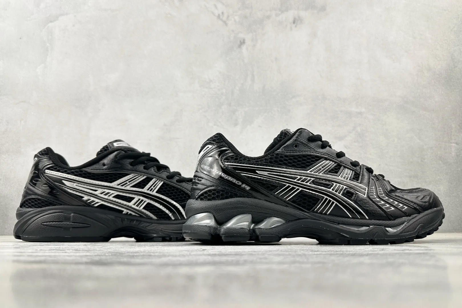 1769540432-src_5 Asics Gel-Kahana 14 Black Running Shoes – Image 6