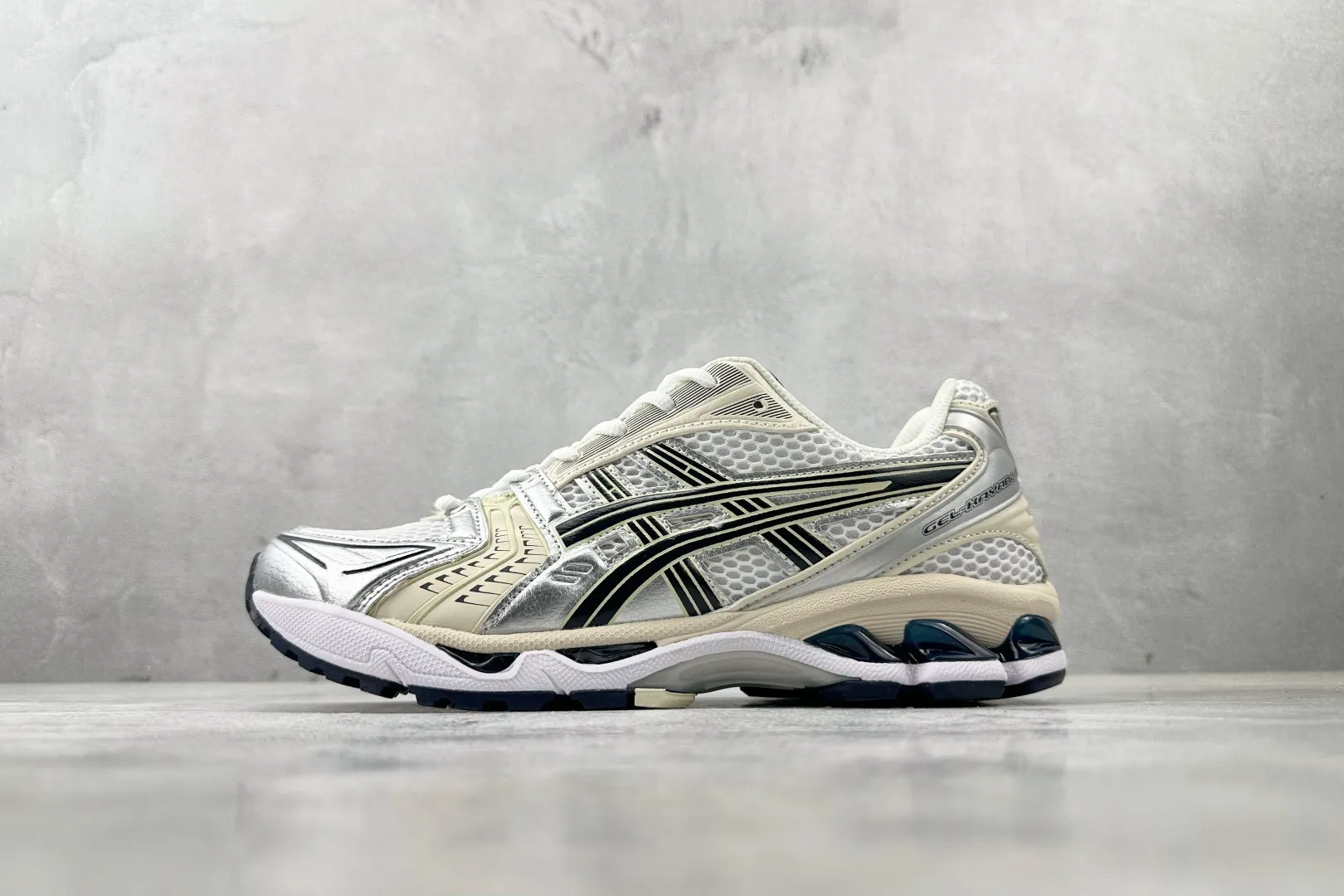Asics Gel-Kahana 14 White Black Silver
