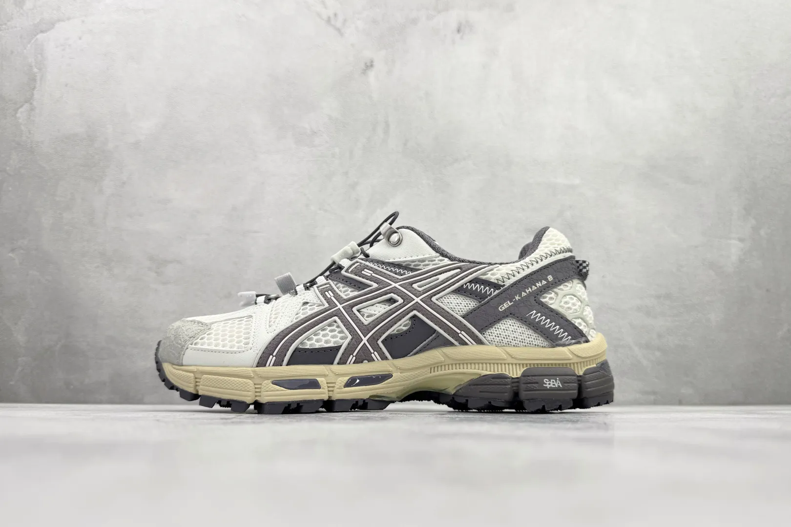 ASICS Gel-Kahana 8 FL Gray White Shoe