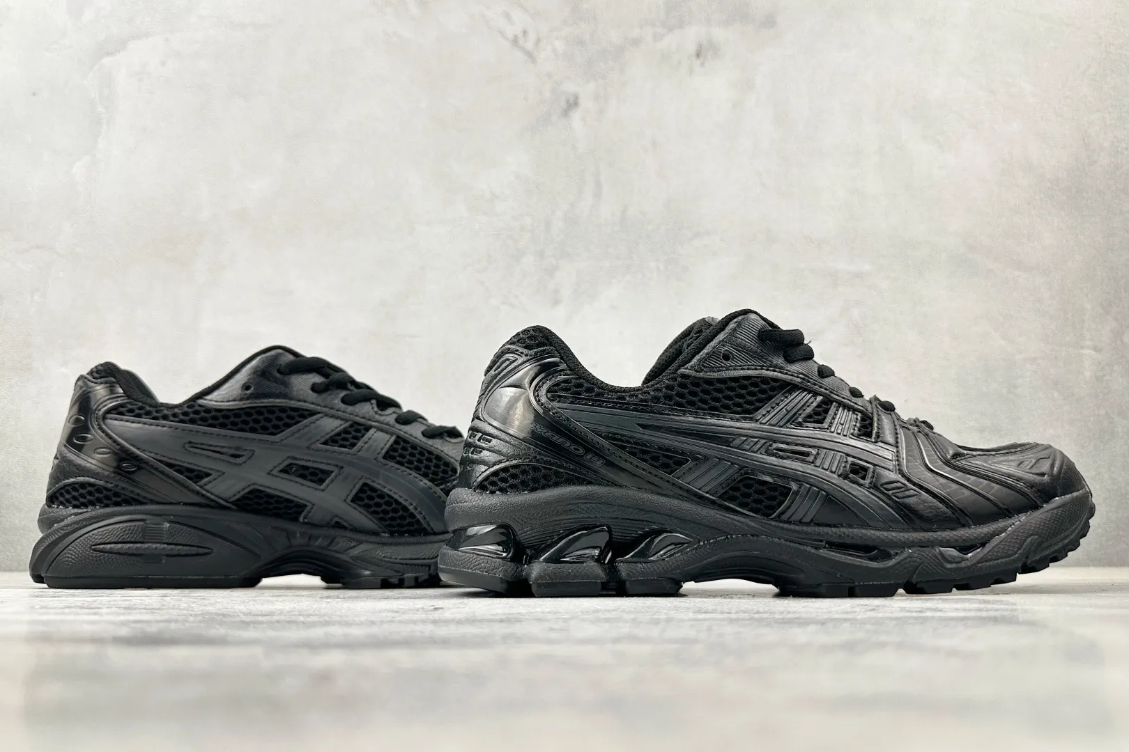 1769539725-src_5 Asics Gel-Kahana 14 Black Running Shoes – Image 6