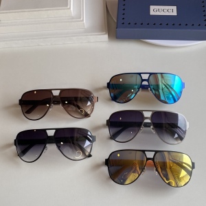 Gucci Sunglasses in Multicolor