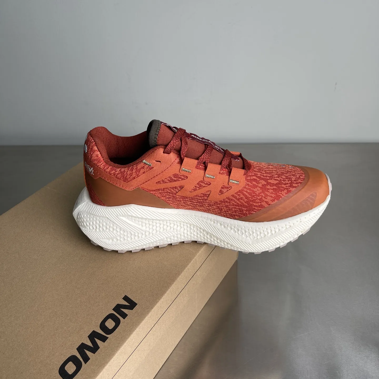 1769566443-src_2 SALOMON Aero Glide 3 GRVL Red Shoes – Image 3