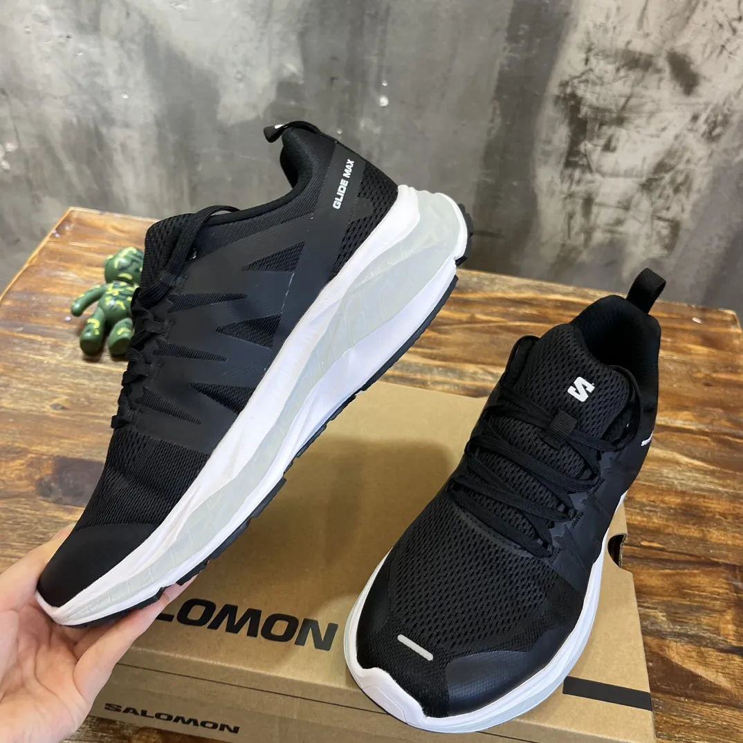 1769565831-src_3 Salomon Aero Glide Black Running Shoes – Image 3
