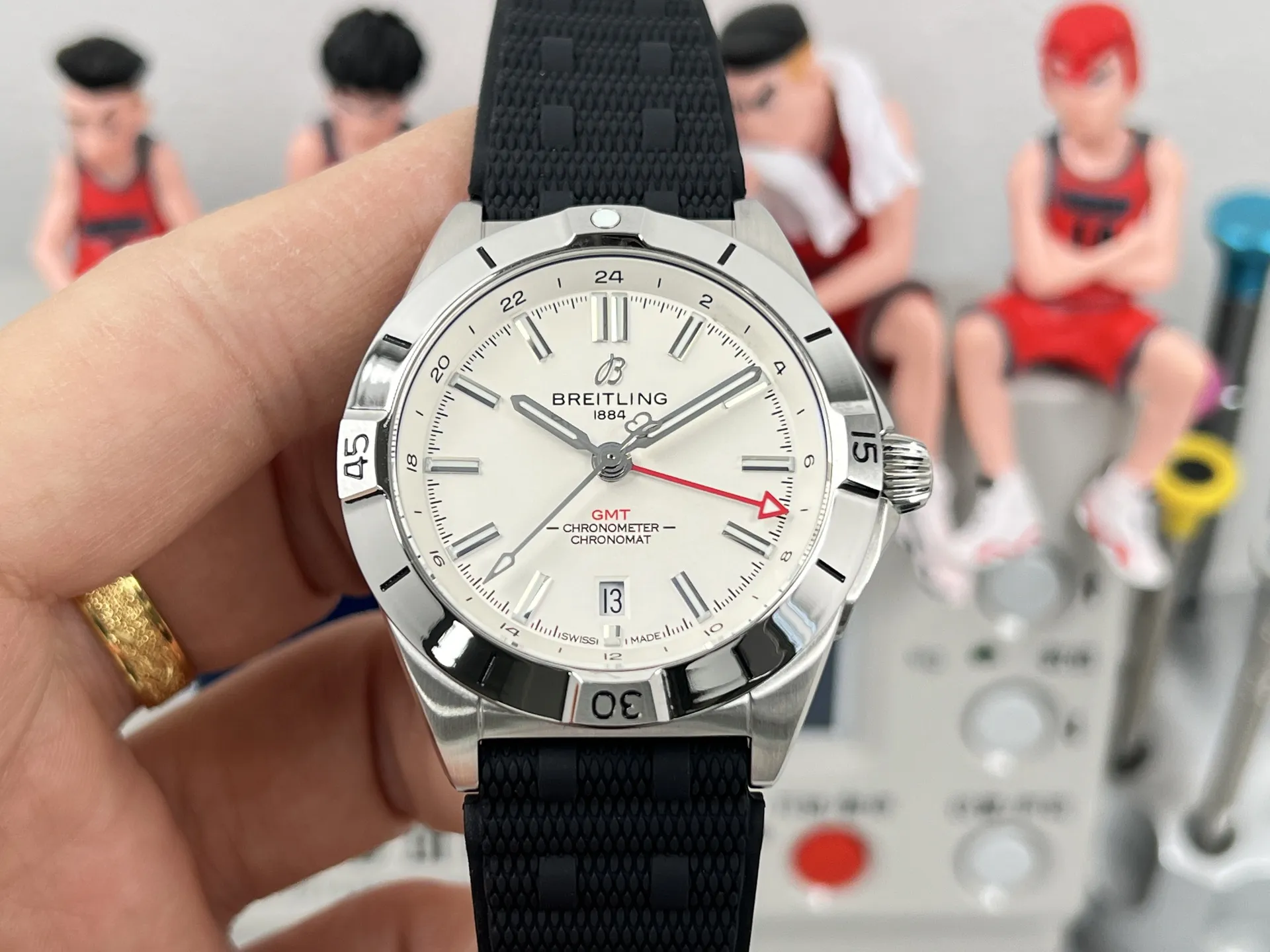 BLS Factory Breitling Men's Superocean Automatic White Dial Silver Case Black Rubber Strap Watch