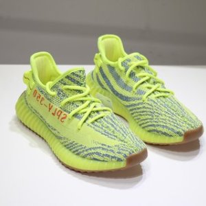 Adidas Sneaker Yeezy Boost 350 V2 in Green