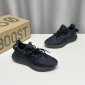 Replica Adidas Sneaker Yeezy Boost 350 V2 in Black