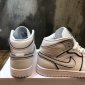 Replica NIKE Air Jordan 1 Middle sneaker