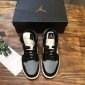 Replica NIKE Air Jordan 1 Middle sneaker