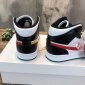 Replica Nike Air Jordan 1 Mid Sneaker