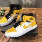 Replica Nike Air Jordan 1 Mid Sneaker