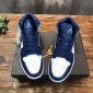 Replica Nike Air Jordan 1 Mid Sneaker