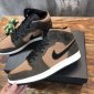 Replica Nike Air Jordan 1 Mid Sneaker