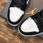 Replica Nike Air Jordan 1 Mid Sneaker