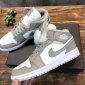 Replica Nike Air Jordan 1 Mid Sneaker