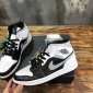 Replica Nike Air Jordan 1 Mid AJ1 Sneaker