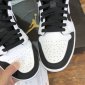 Replica Nike Air Jordan 1 Mid Sneaker