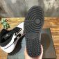 Replica Nike Air Jordan 1 Mid Sneaker