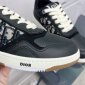 Replica Dior B27 couple Sneaker